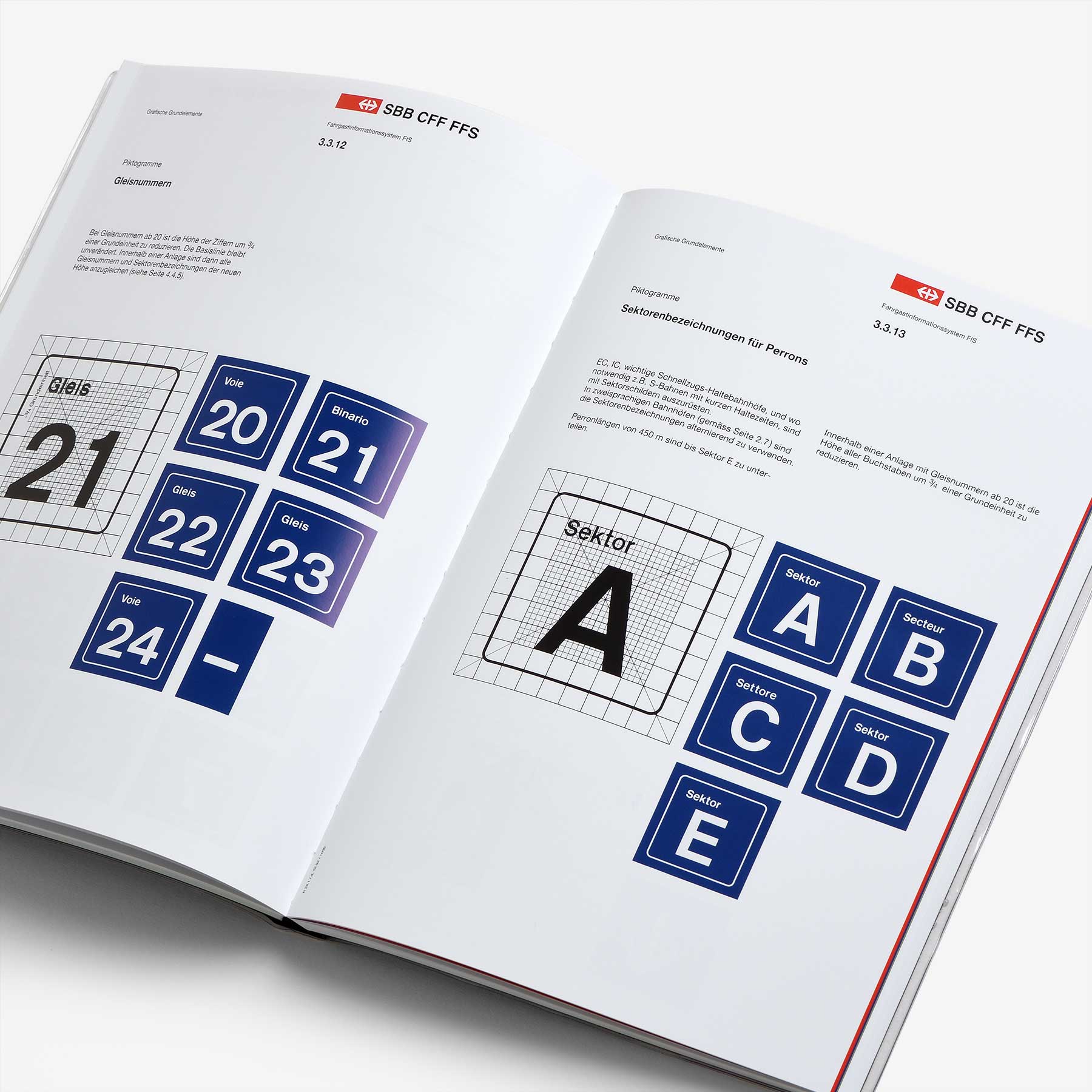 Passenger Information System: Design Manual for the Swiss Federal Railways by Josef Müller-Brockmann